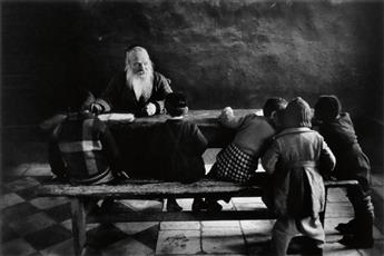 BURT GLINN (1925-2008); CHARLES HARBUTT (1935-2015) Glinns Rabbi and students * Harbutts African-American children at window.